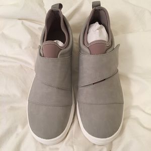 Grey Torrey Velcro Sneakers from Fabletics